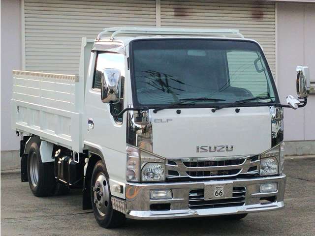 Isuzu Elf 3