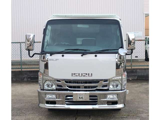Isuzu Elf 10
