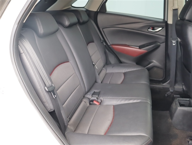 Mazda CX-3 9