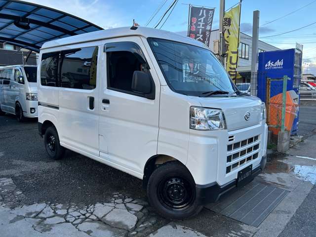 Daihatsu Hijet Cargo 5