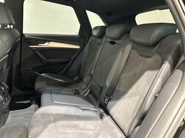 Audi Q5 6