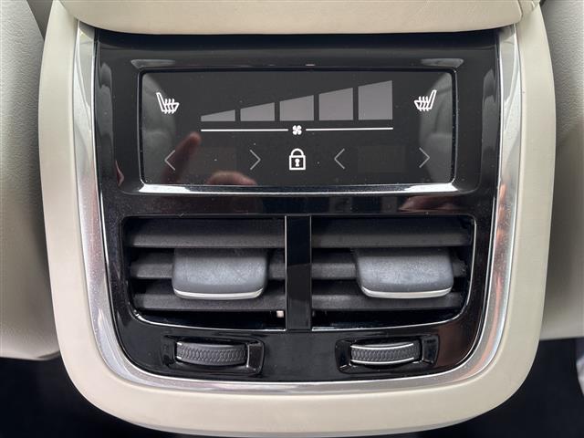 Volvo XC60 10