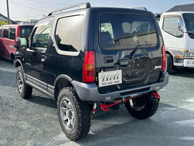 Suzuki Jimny 6