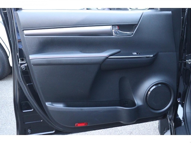 Toyota Hilux 12