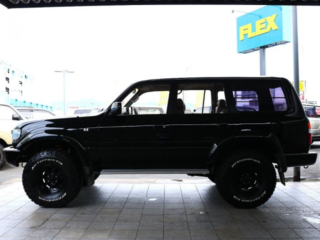 Toyota Land Cruiser 80 11