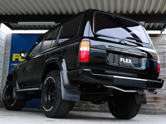 Toyota Land Cruiser 80 12