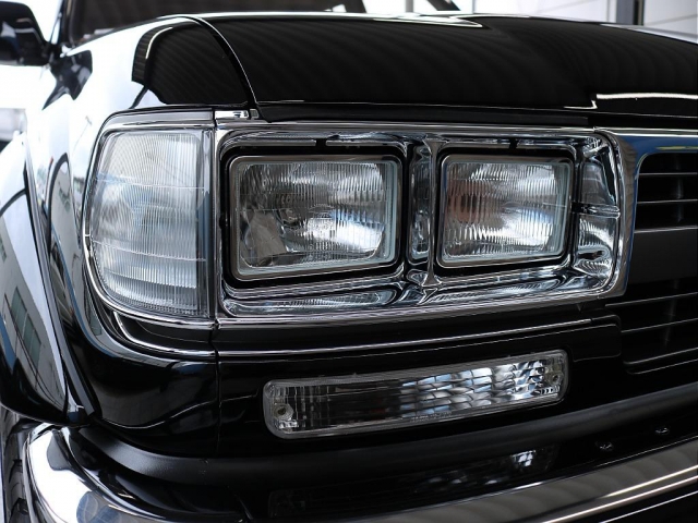 Toyota Land Cruiser 80 4