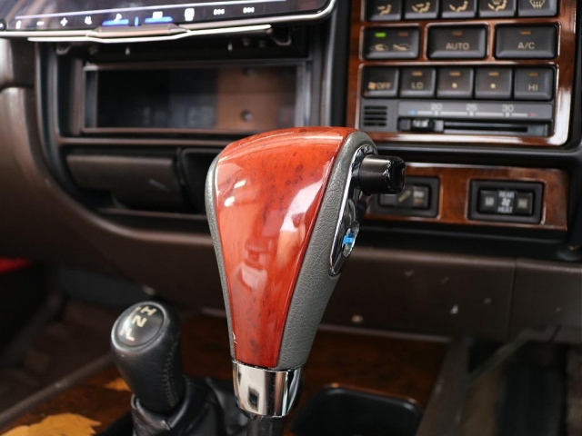 Toyota Land Cruiser 80 7