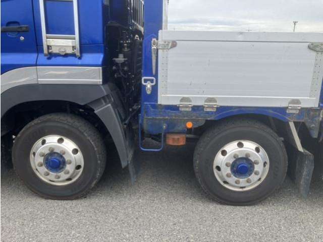 Hino Profia 10