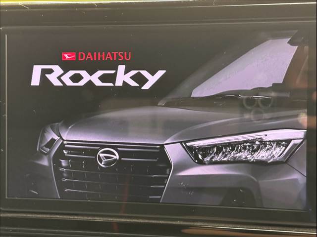 Daihatsu Rocky 3