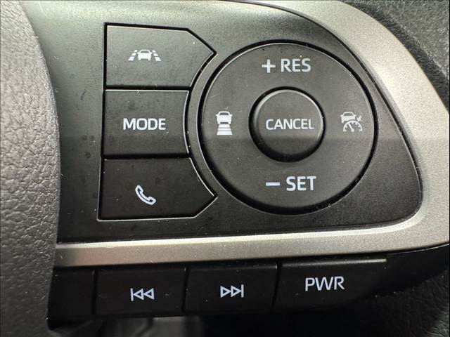 Daihatsu Rocky 5