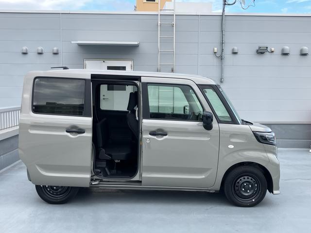 Suzuki Spacia Base 9