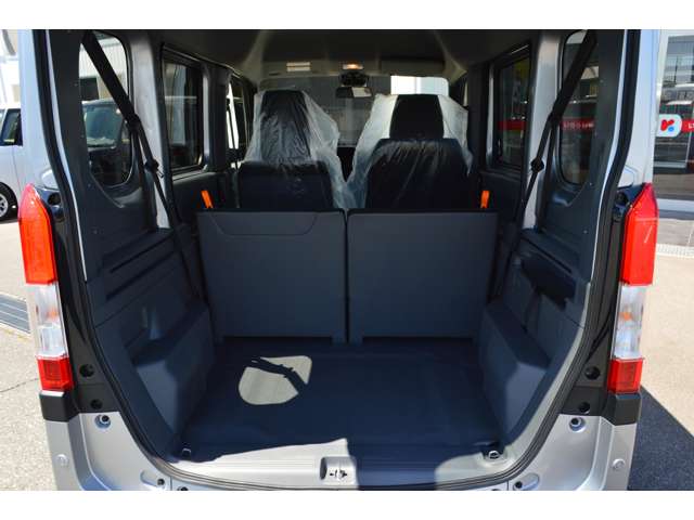 Honda N-VAN 9