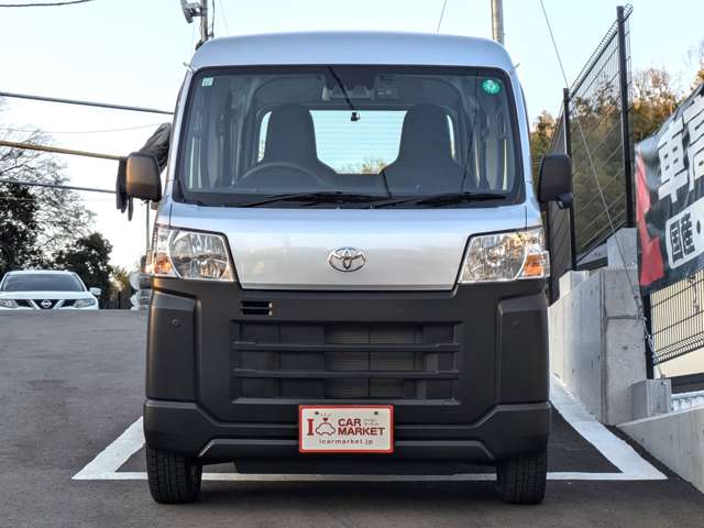Toyota Pixis Van 5