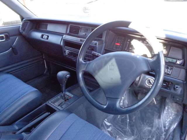 Toyota Crown Van 11