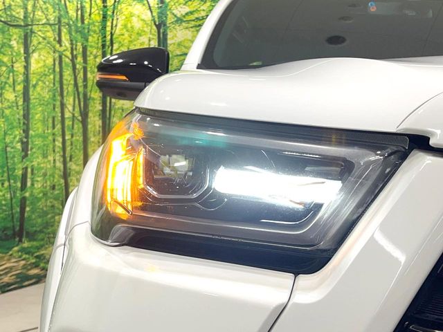 Toyota Hilux 12