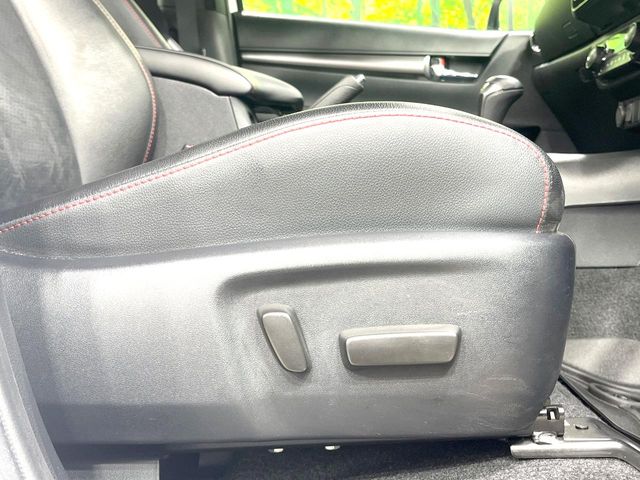 Toyota Hilux 7