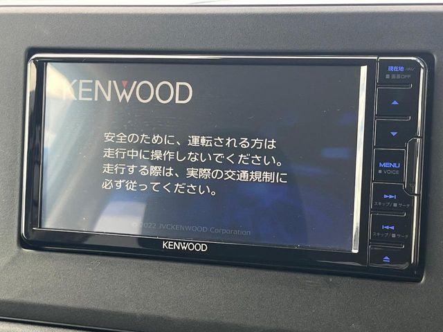 Mitsubishi eK X 4