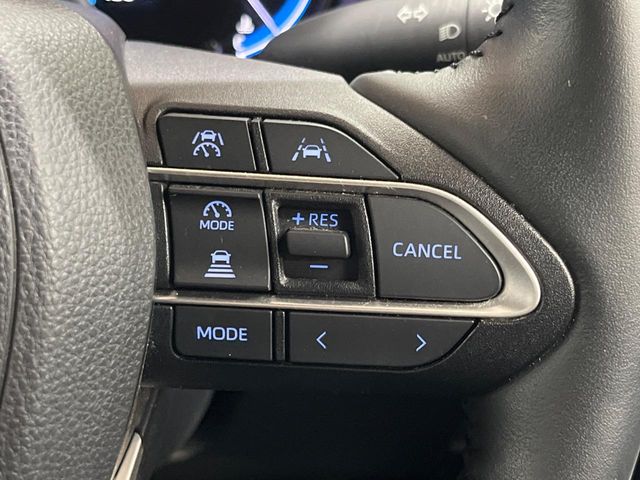 Toyota Voxy 6