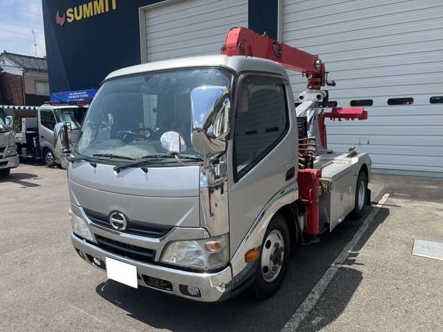 Hino Dutro 2
