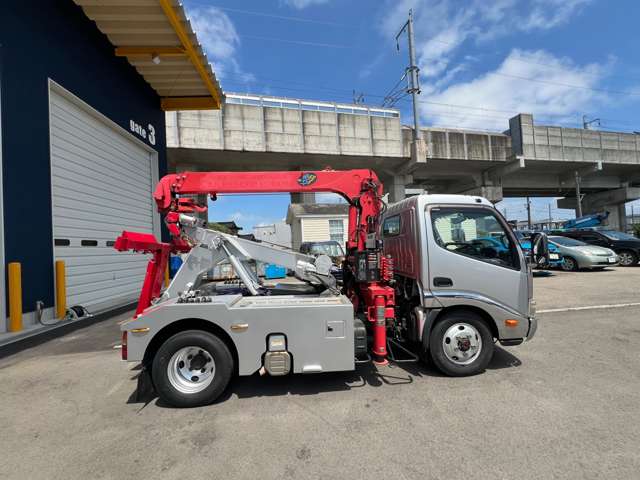 Hino Dutro 5