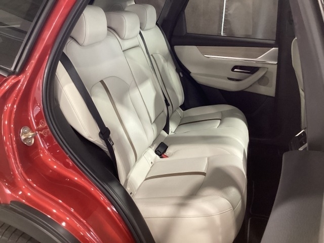 Mazda CX-60 10