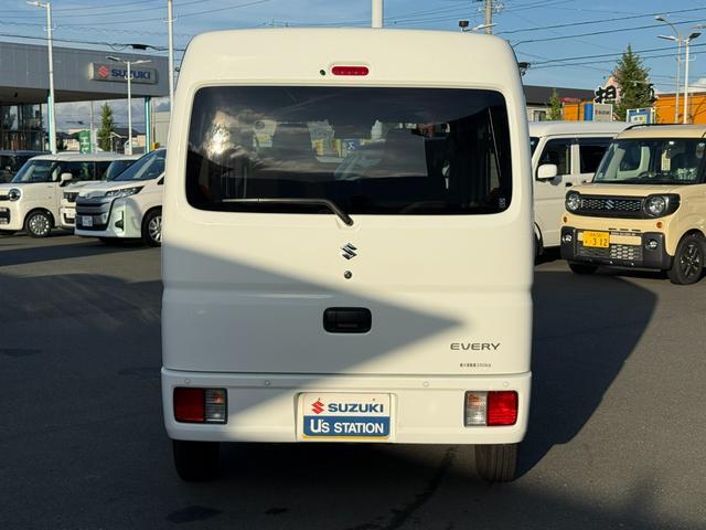 Suzuki Every 6