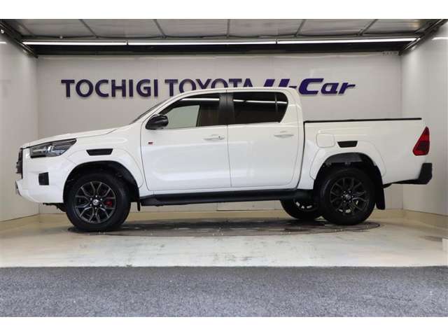 Toyota Hilux 2