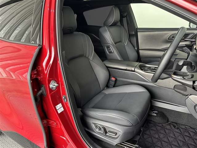 Toyota Crown Sport 8
