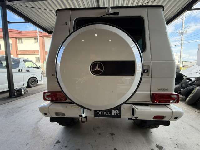 Mercedes-Benz G-Class 10