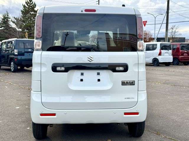 Suzuki Spacia Base 12
