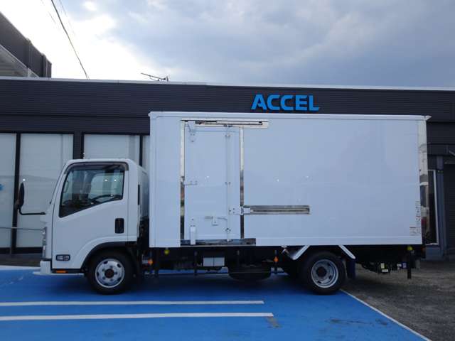 Isuzu Elf 5
