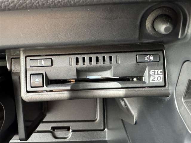 Lexus UX 7
