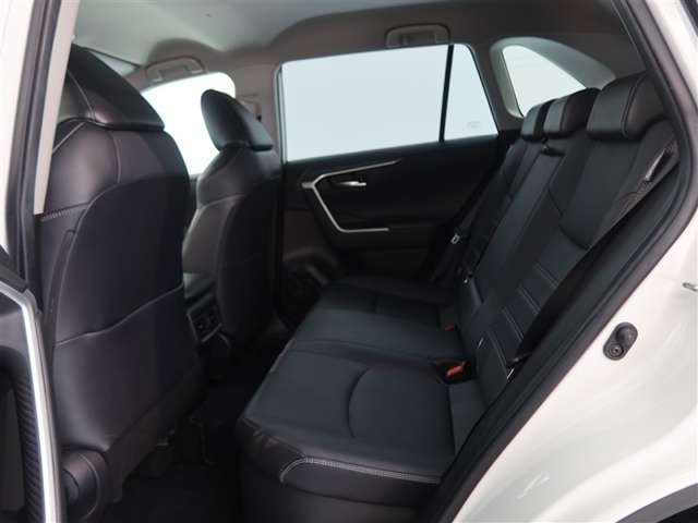 Toyota RAV4 12