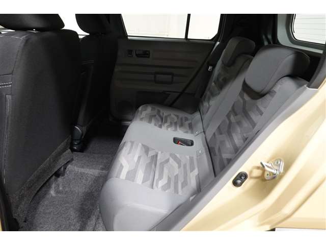 Daihatsu Taft 7