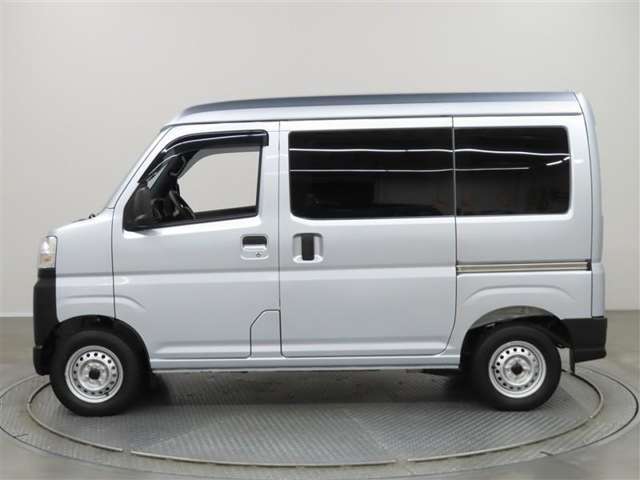 Toyota Pixis Van 4