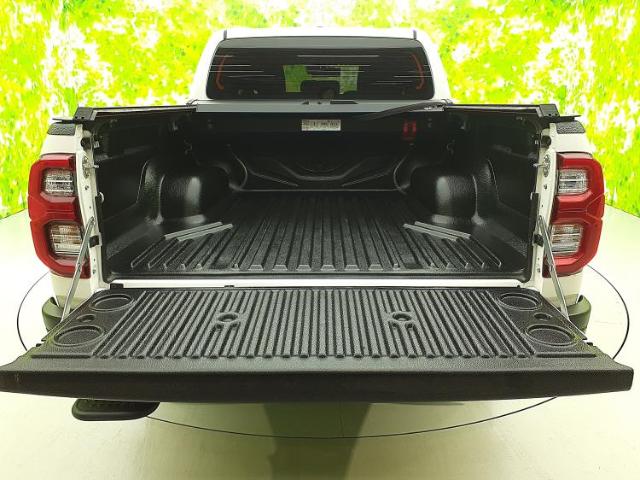 Toyota Hilux 10