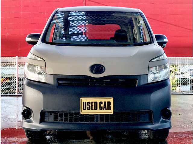 Toyota Voxy 5