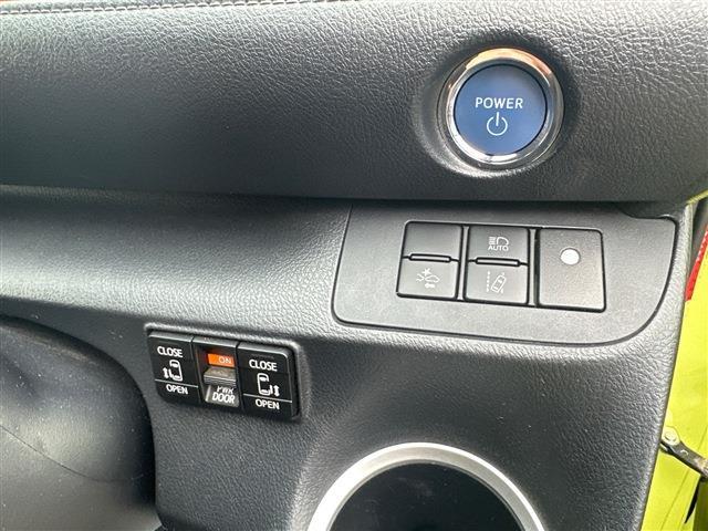Toyota Sienta 10