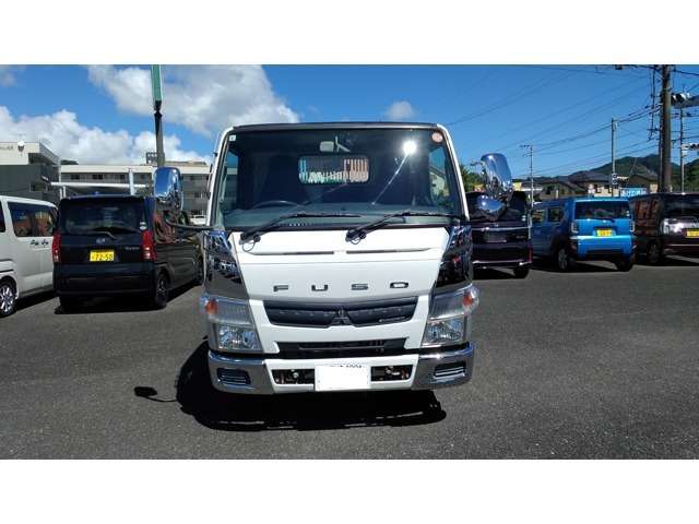 Mitsubishi Fuso Canter 2