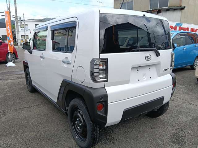 Daihatsu Taft 7