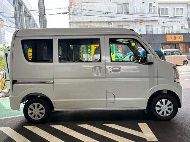Suzuki Every 8