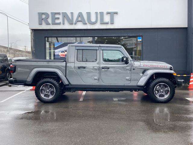 Jeep Gladiator 12