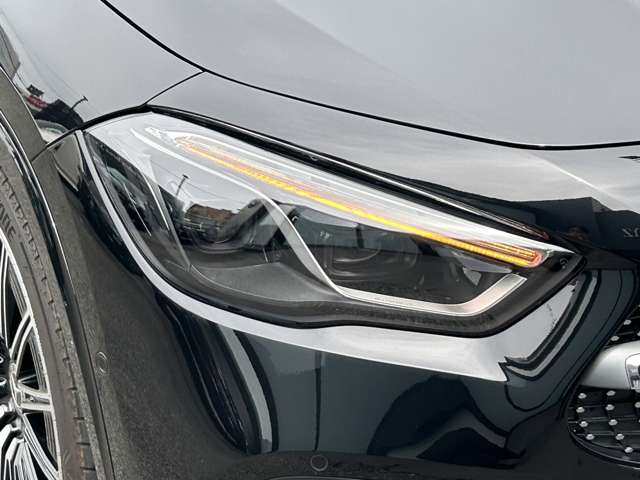 Mercedes-Benz GLA-Class 7