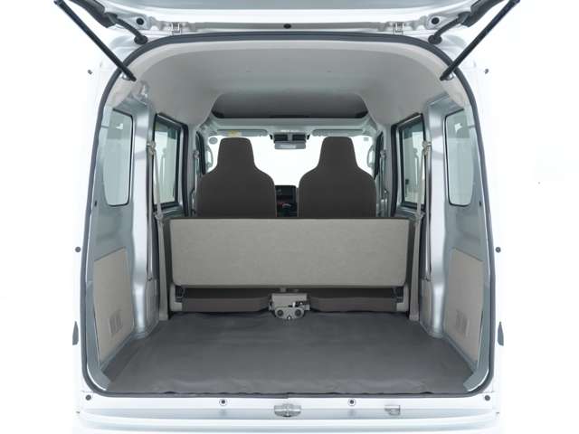 Mitsubishi Minicab Van 8