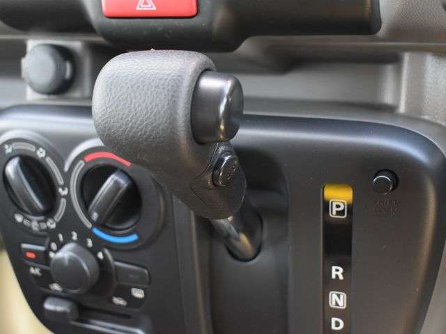 Suzuki Every 11