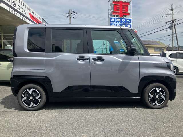 Mitsubishi Delica Mini 10
