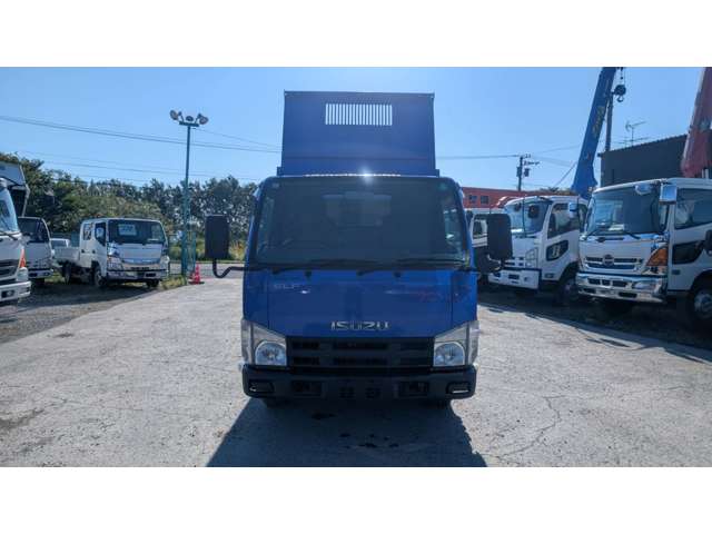 Isuzu Elf 2