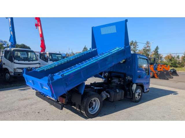 Isuzu Elf 5