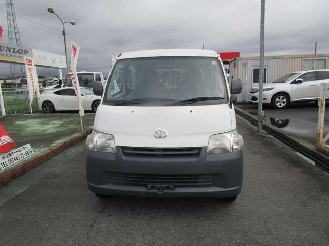 Toyota Light Ace Van 2